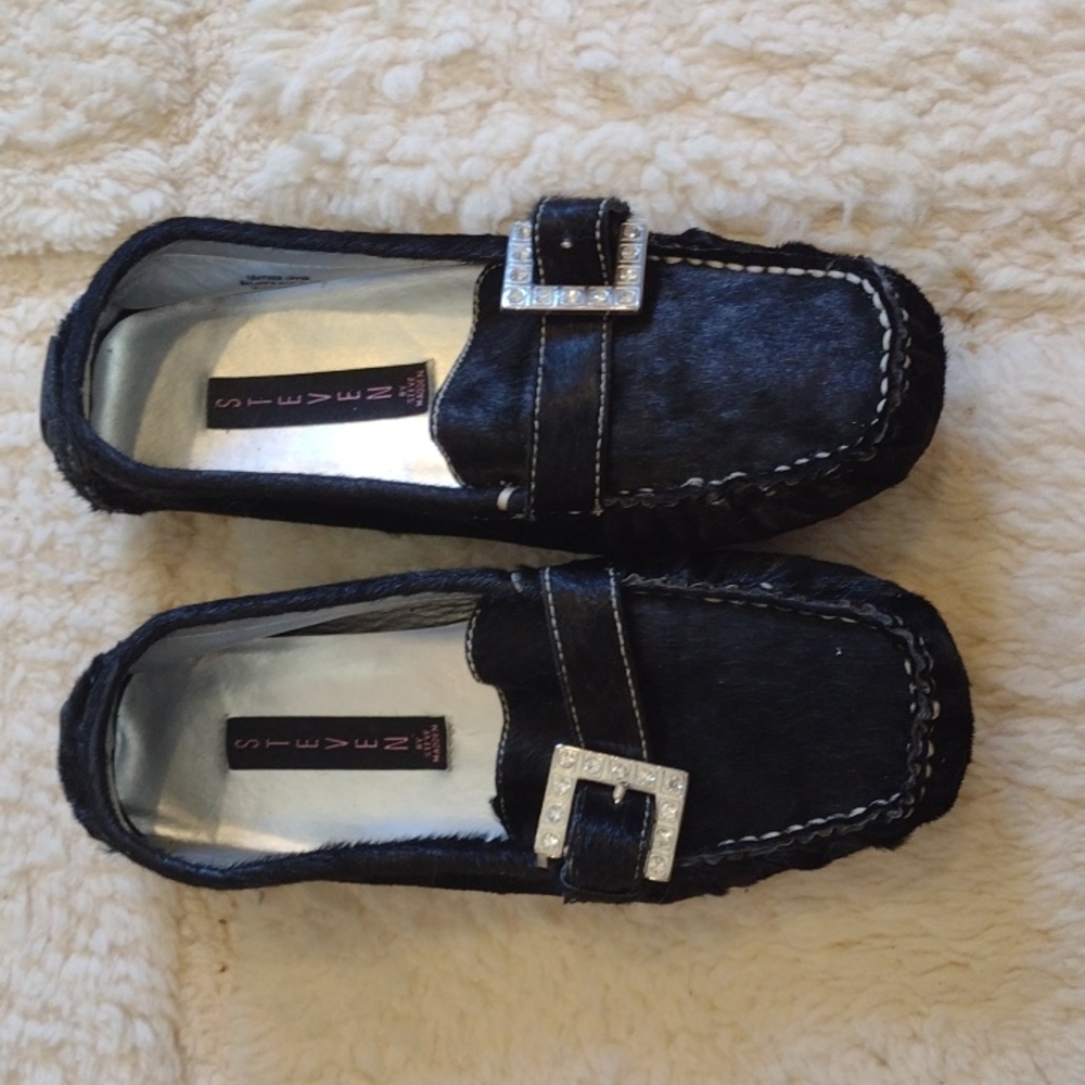 STEVEN by Steve Madden Black Loafer with Diamond Embellishment & Faux Calf Hair